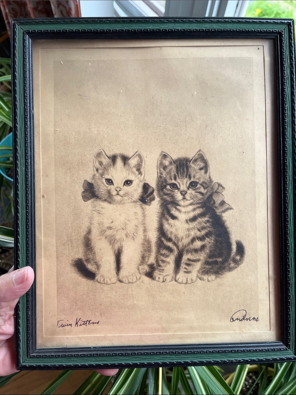 Vtg ‘TWIN KITTENS ‘ Framed Art Cats Kitties W/Bows 9” X 11” **READ**
